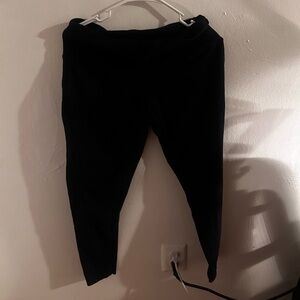 Black Capri Leggings